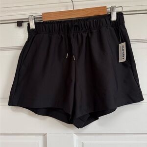 Old Navy Black Powersoft High Rise Shorts NWT